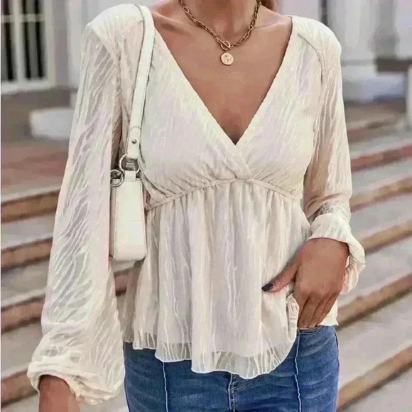 Plunging Neck Lantern Sleeve Peplum Blouse - Picture 1 of 10